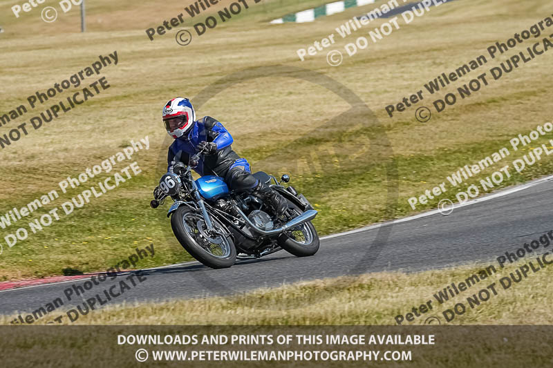 cadwell park;cadwell park photographs;cadwell trackday photographs;enduro digital images;event digital images;eventdigitalimages;peter wileman photography;racing digital images;trackday digital images;trackday photos
